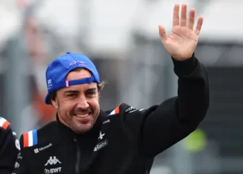 Alonso to race for Aston Martin from the 2023 season