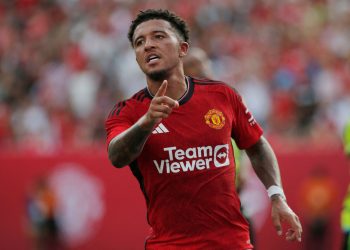 Manchester United Manager and Player Clash Amidst Arsenal’s Dramatic Comeback