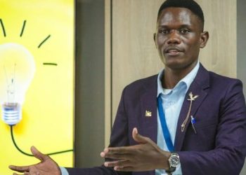 AFRIYEA GOLF ACADEMY’S ISAIAH MWESIGE MEETS SARAH BENNETT, THE 2022 PGA CAPTAIN