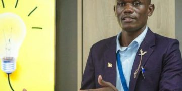 AFRIYEA GOLF ACADEMY’S ISAIAH MWESIGE MEETS SARAH BENNETT, THE 2022 PGA CAPTAIN