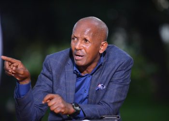 Fired Villa Officials Accuse Mandela of Arrogance