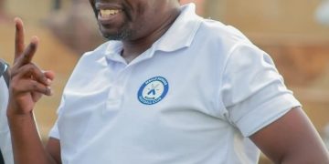Asaph Mwebaze Steps Down as Head Coach of Mbale Heroes FC