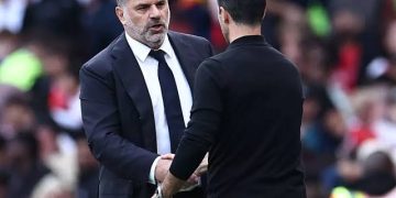 Arsenal Fans put Rivalry Aside, Plead With Spurs to Upset Man City