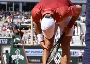 Djokovic to Miss Wimbledon Following Knee Surgery