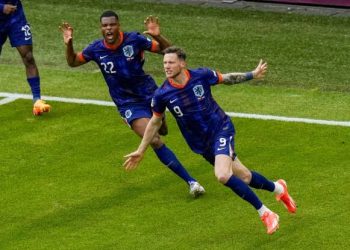 Poland vs Netherlands: Weghorst Snatches Late Winner for the Dutch