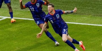 Poland vs Netherlands: Weghorst Snatches Late Winner for the Dutch