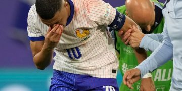 Mbappe’s Euros Look Gets a Mask-over After Nose Injury