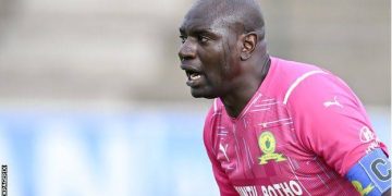 MTN 8: Onyango Sent Off As Mamelodi Storm Semis