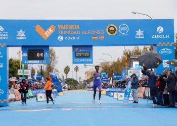 Ethiopia’s Kejelcha Shatters Jacob Kiplimo’s Half Marathon Record in Valencia