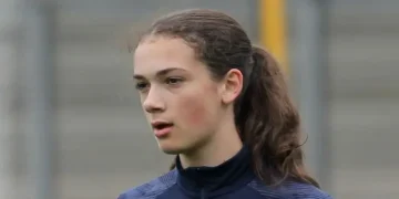 England Triumph Over Kenya in U-17 World Cup Opener