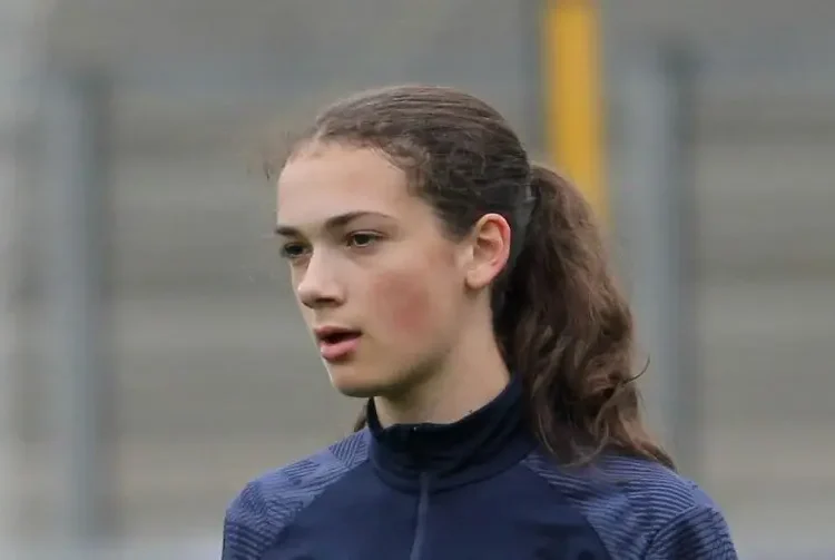 England Triumph Over Kenya in U-17 World Cup Opener