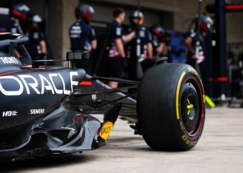 Red Bull Cleared by FIA Over Front Bib Device Controversy, Rivals Accused of “Paranoia”
