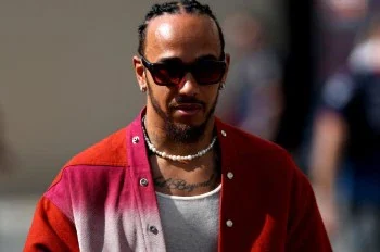 Mercedes Boss Apologizes to Lewis Hamilton After Disastrous Abu Dhabi GP Qualifying