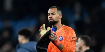 Maresca Hints at Goalkeeper Change After Sanchez Errors