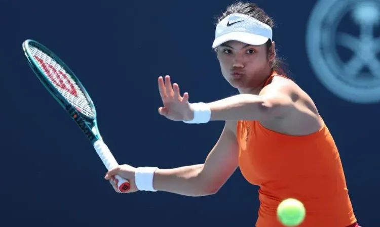 Raducanu Advances as Miami Open Sees Shock Upsets