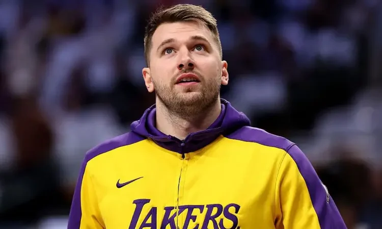 Luka Doncic Leads Lakers to Play-off Spot in Emotional Return to Dallas