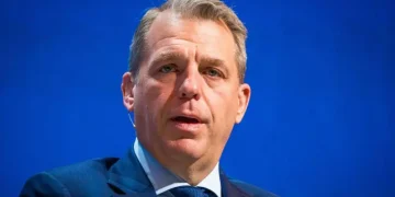 Chelsea Tops Premier League Agents Fees for Second Consecutive Year