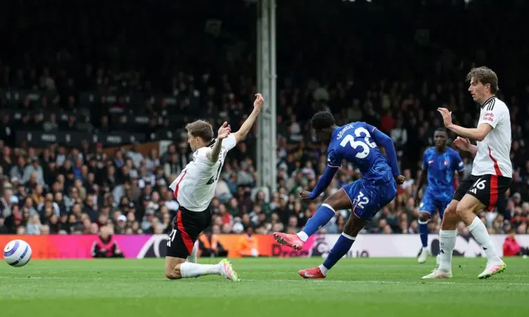 Late Goals Propel Chelsea to Dramatic Derby Win Over Fulham