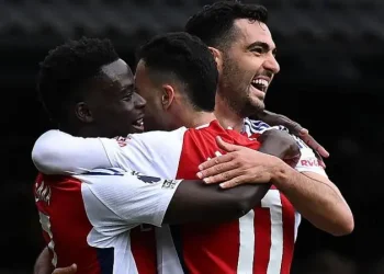 Arsenal Cruise Past Ipswich to Delay Liverpool’s Title Celebrations