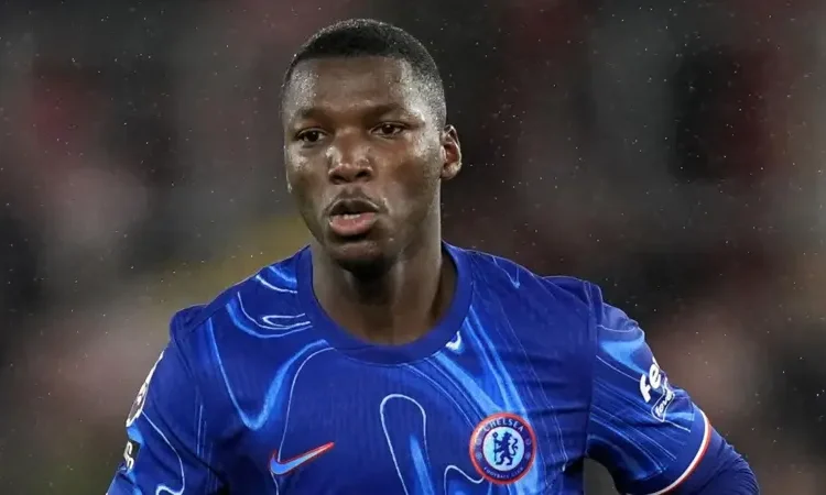 Moises Caicedo’s Car Seized in Licence Investigation