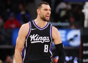 Kings Rally Past Pistons to Keep Post-Season Dreams Alive