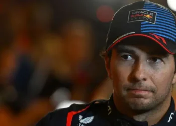 Sergio Perez Eyes a Return to the F1 Grid After Red Bull Departure