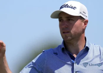 Justin Thomas Sets the Pace with Record-Breaking Round at RBC Heritage
