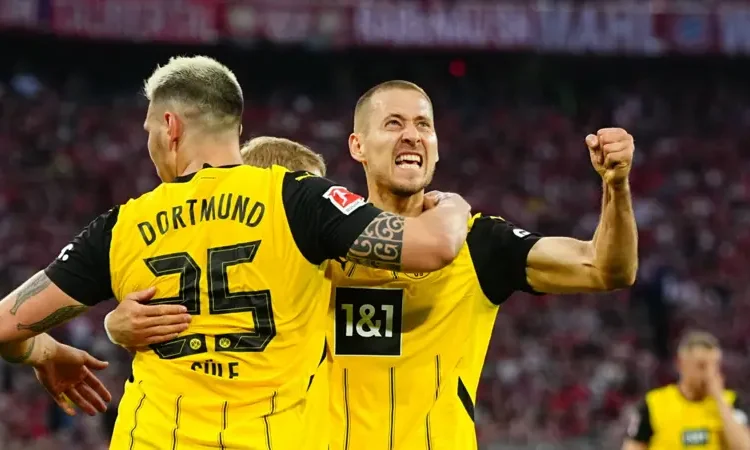 Bayern Munich Held to Thrilling Draw by Dortmund in Bundesliga Clash