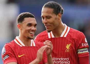 Alexander-Arnold’s Future Unclear as Liverpool Edge Closer to Title
