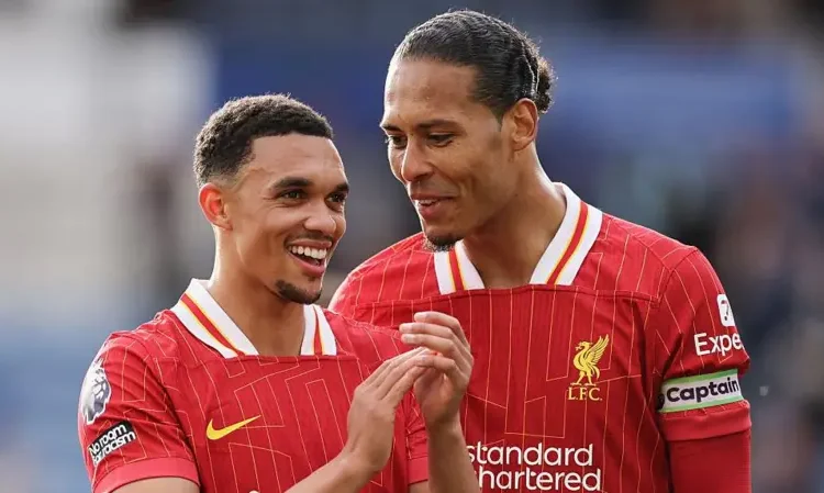 Alexander-Arnold’s Future Unclear as Liverpool Edge Closer to Title