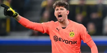 Chelsea, Newcastle in Battle for Swiss Goalkeeper