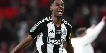 Alexander Isak at a Crossroads: Newcastle Star Urged to Consider Big-Money Move