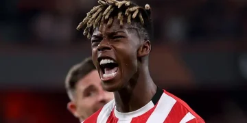 Williams Plays Down Transfer Talk Ahead of Man Utd Clash