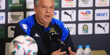 Espérance Coach Dismisses Past Success, Focuses on Present Clash with Sundowns