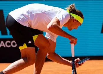Zverev Warned for Phone Use in Line-Call Frustration at Madrid Open
