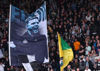 Newcastle’s Dominant Win Over Man United Dedicated to Hospitalized Eddie Howe