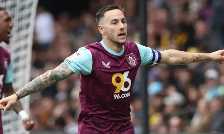 Burnley Edges Watford to Move Closer to Premier League Return