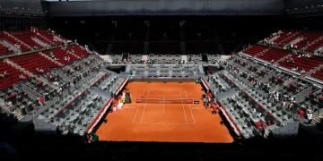 Madrid Open Halted by National Power Outage, Fearnley Match Suspended