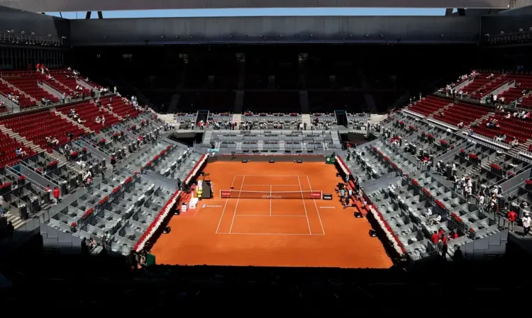 Madrid Open Halted by National Power Outage, Fearnley Match Suspended