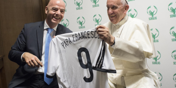 FIFA President Gianni Infantino Pays Tribute to Pope Francis: “Football Has Lost a Friend”