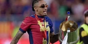 Raphinha Commits to Barcelona Until 2028, Aims for Retirement at Camp Nou