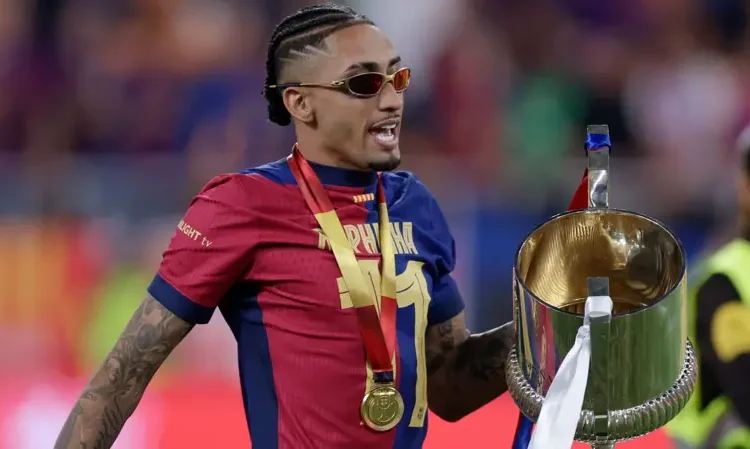 Raphinha Commits to Barcelona Until 2028, Aims for Retirement at Camp Nou