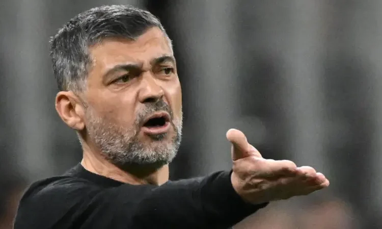 AC Milan Sack Coach Sergio Conceicao