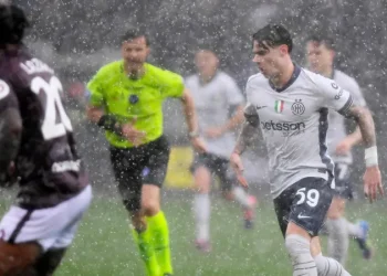 Inter Close Gap on Napoli After Rain-Hit Victory