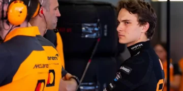 Piastri Tops Spanish GP Practice as Front Wing Rule Looms