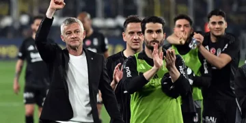 Solskjaer’s Beşiktaş Downs Fenerbahçe, Denting Mourinho’s Title Hopes
