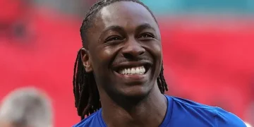 Eze Scores Off the Pitch with Chess Victory
