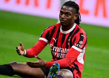 Milan Demands €130m for Leao Amidst Transfer Frenzy