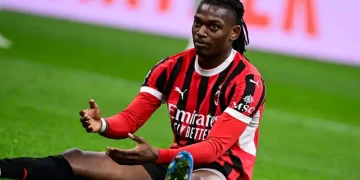 Milan Demands €130m for Leao Amidst Transfer Frenzy