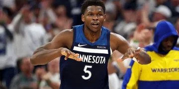 Timberwolves Even Series Against Curry-Less Warriors